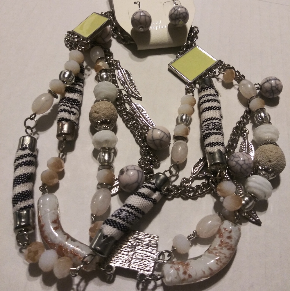 G.Comet earring and Necklace set